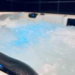 Escapade Romantique - Jacuzzi Et Parking Prive - 002 * Rouen